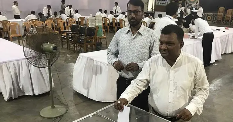 চট্টগ্রাম আইনজীবী সমিতি নির্বাচন